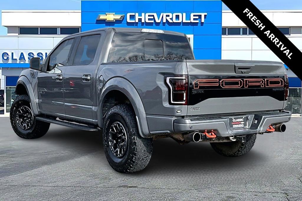 Used 2018 Ford F150 Raptor w/ Equipment Group 802A Luxury image 3