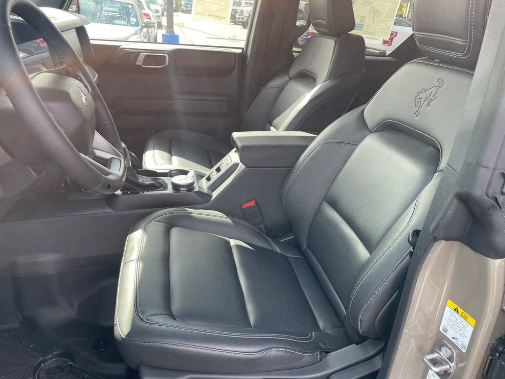 New 2025 Ford Bronco Badlands image 8