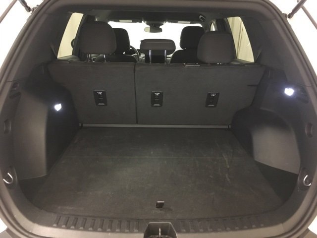 Used 2025 GMC Terrain Elevation image 14