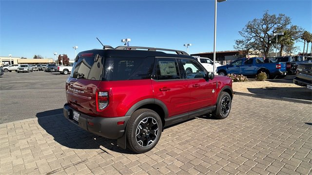 New 2025 Ford Bronco Sport Outer Banks w/ Outer Banks Tech Package+ image 2