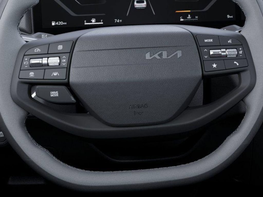 Certified 2025 Kia K4 EX FWD image 22
