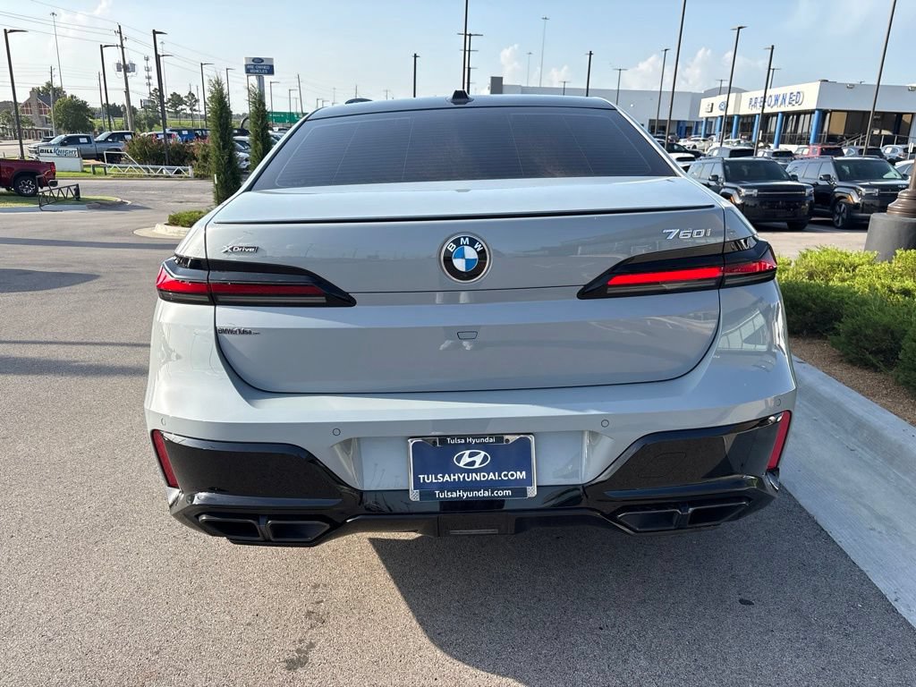 Used 2023 BMW 760i xDrive w/ Executive Package AWD/4WD image 17