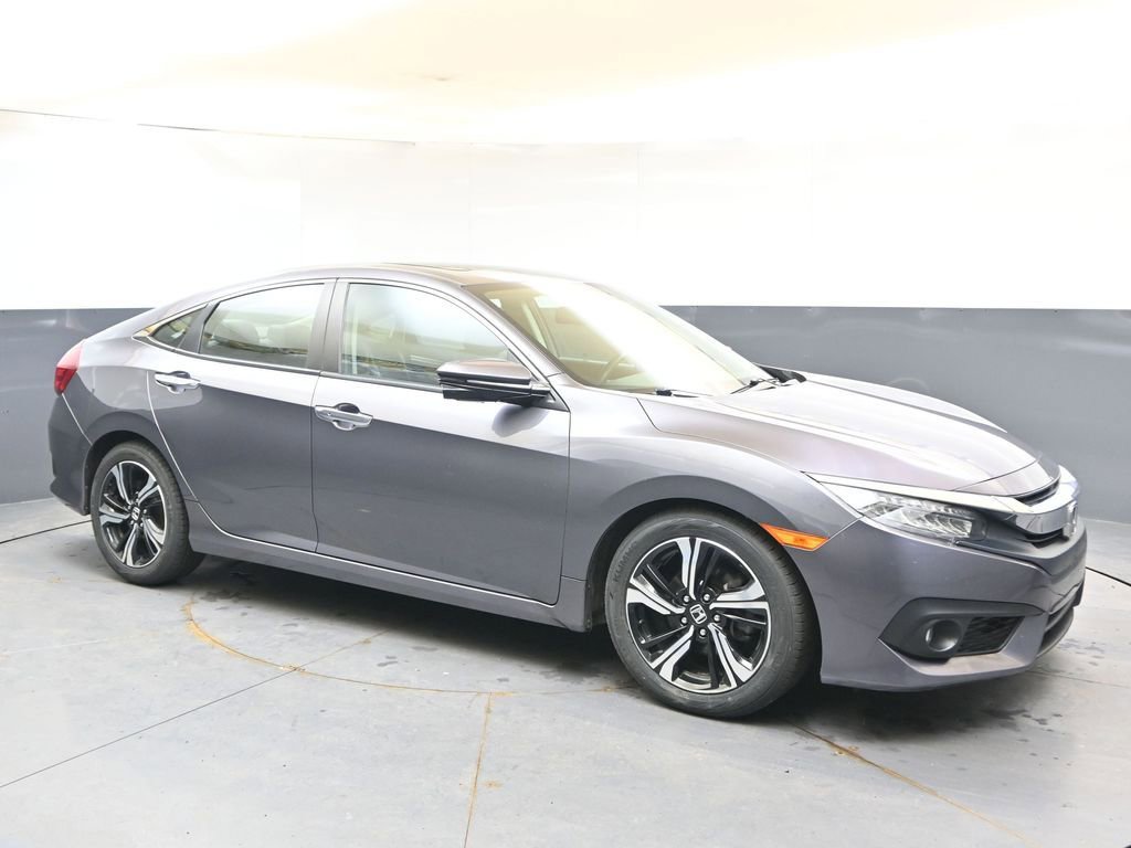 Used 2017 Honda Civic Touring image 7