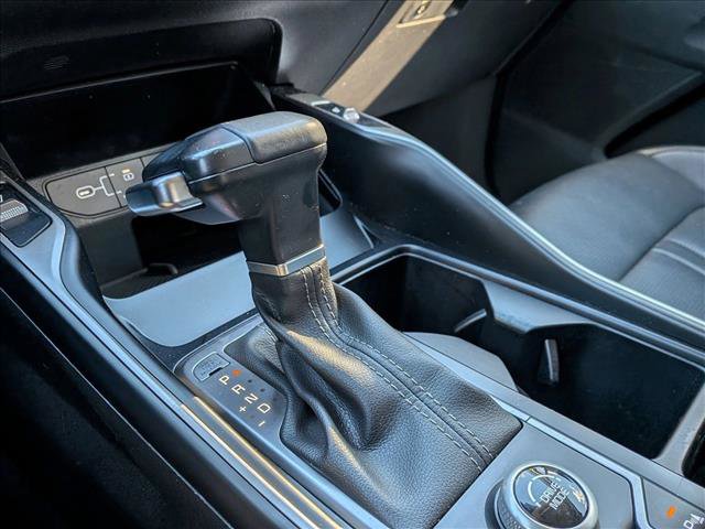 Used 2024 Kia Sorento S image 13