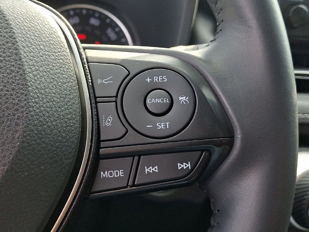 Used 2019 Toyota RAV4 XLE Premium w/ All Weather Liner Package AWD/4WD image 22