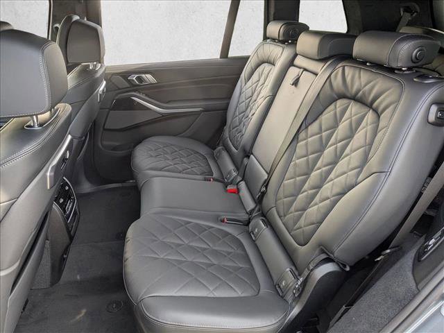 New 2026 BMW X7 xDrive40i w/ M Sport Package image 16