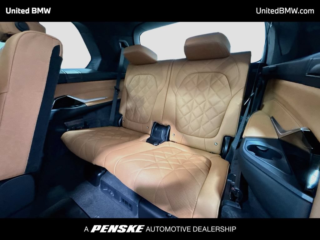 New 2027 BMW X7 xDrive40i w/ M Sport Package AWD/4WD image 23