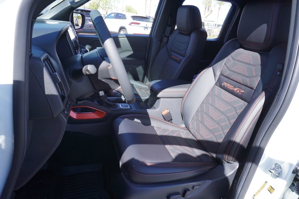 New 2026 Nissan Frontier PRO-4X w/ Pro Premium Package AWD/4WD image 15