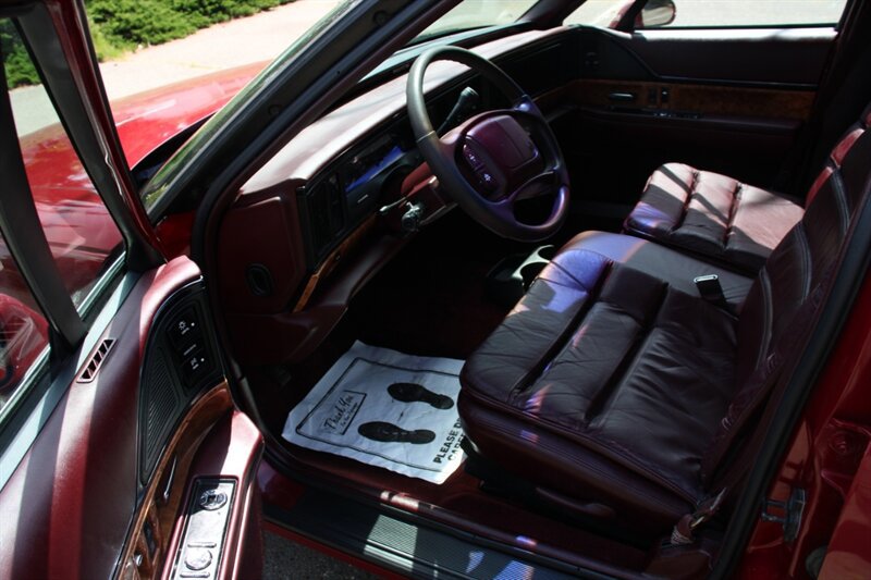 Used 1995 Buick Le Sabre Limited FWD image 5