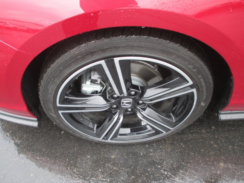 Used 2025 Honda Accord Sport image 11