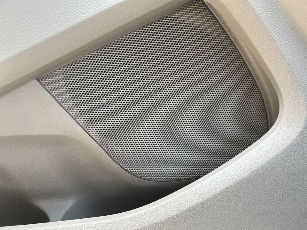 Used 2018 Ford Explorer Limited w/ Equipment Group 301A image 25