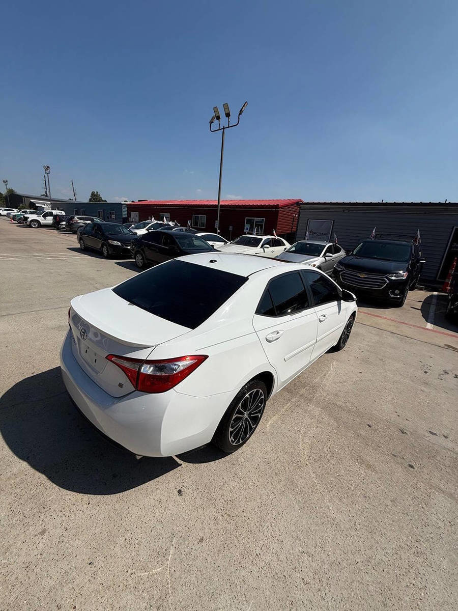 Used 2016 Toyota Corolla S image 9