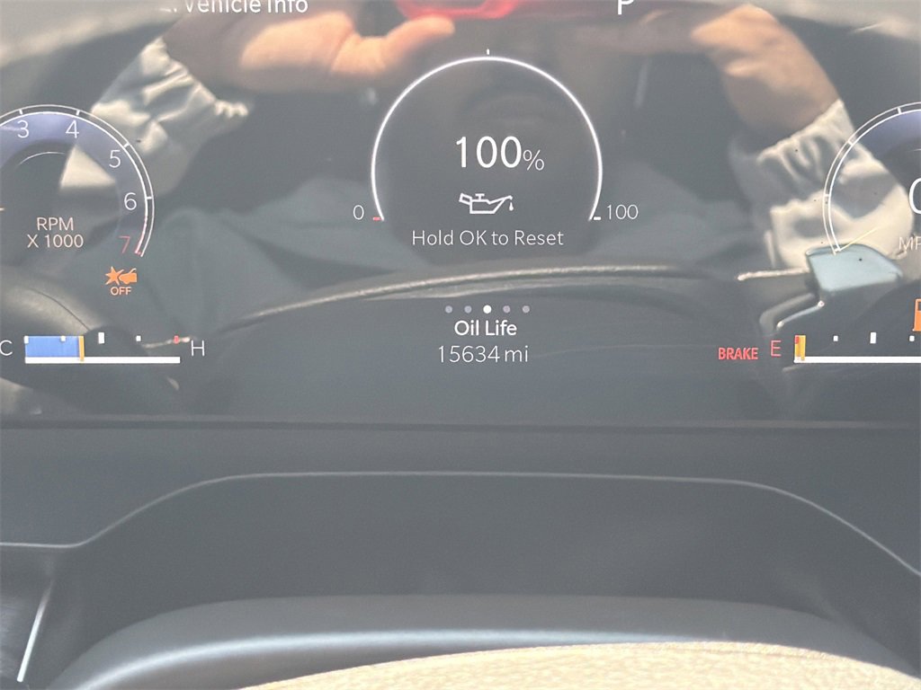 Used 2024 Jeep Grand Cherokee Limited w/ Black Appearance Package image 36