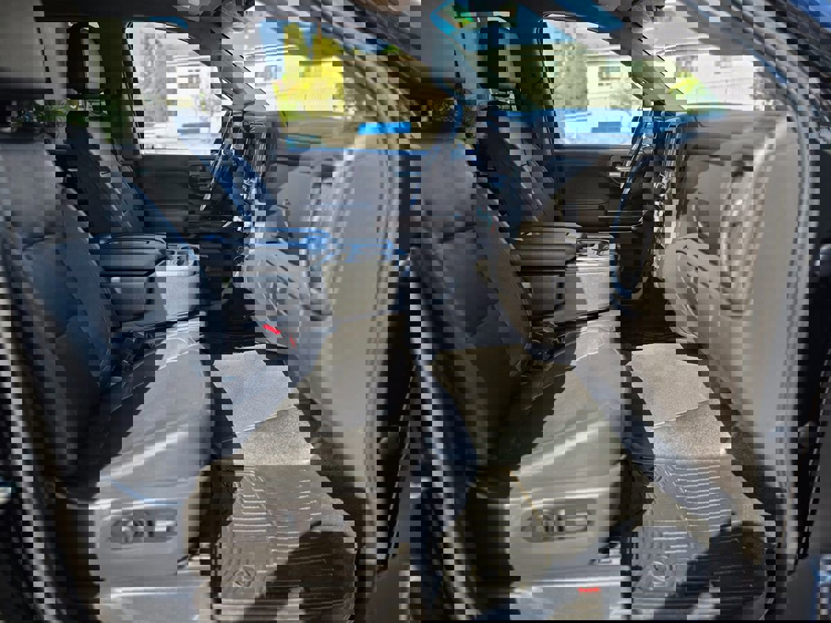 Used 2021 GMC Sierra 1500 SLT image 16