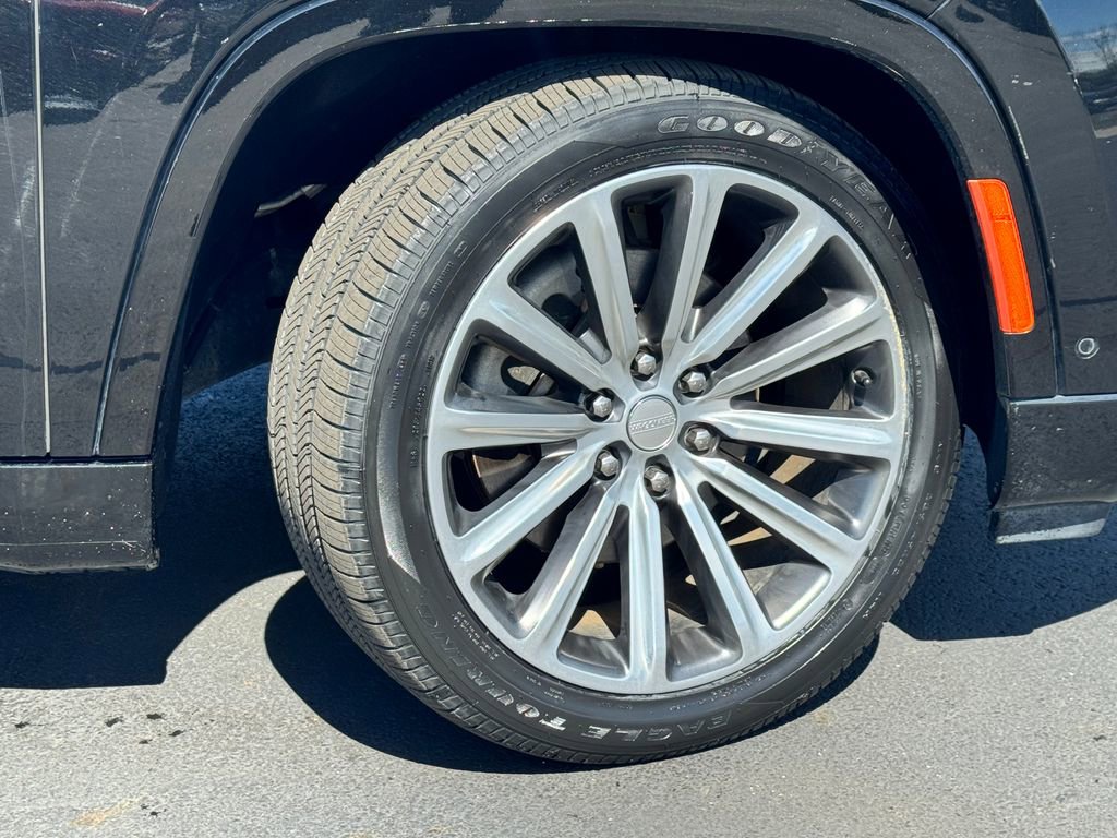 Used 2023 Jeep Grand Wagoneer Series II image 10