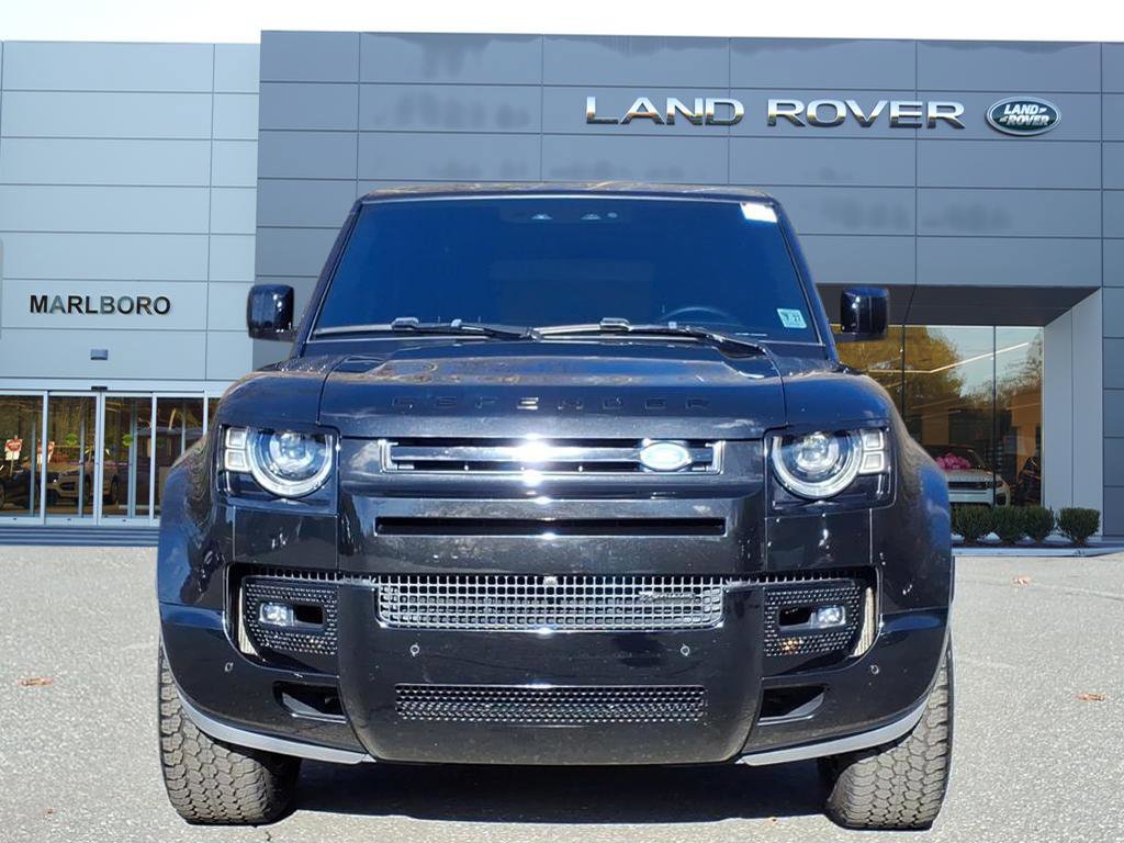 Certified 2023 Land Rover Defender 110 X-Dynamic SE image 8