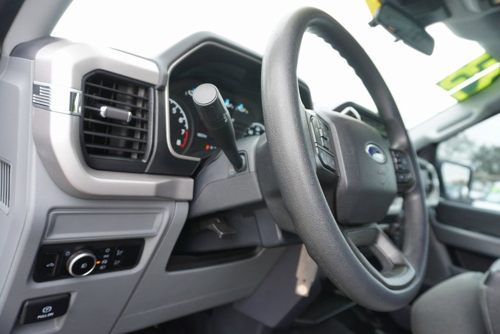 Used 2023 Ford F150 XLT image 12