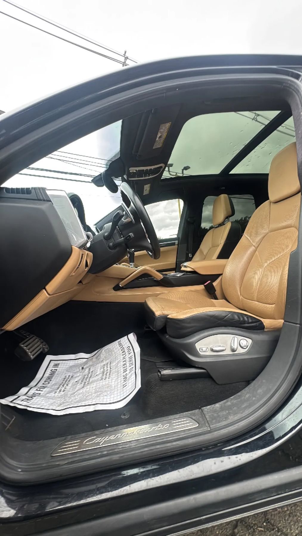 Used 2014 Porsche Cayenne Turbo S AWD/4WD image 12