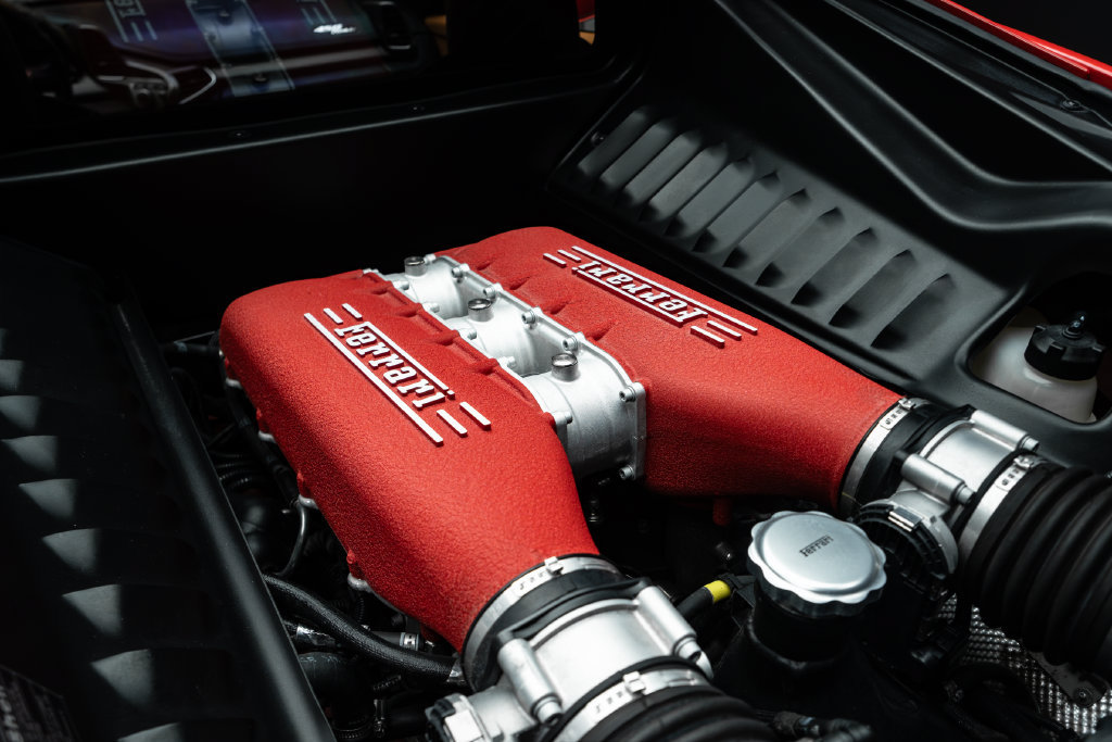 Used 2015 Ferrari 458 Italia Coupe RWD image 57