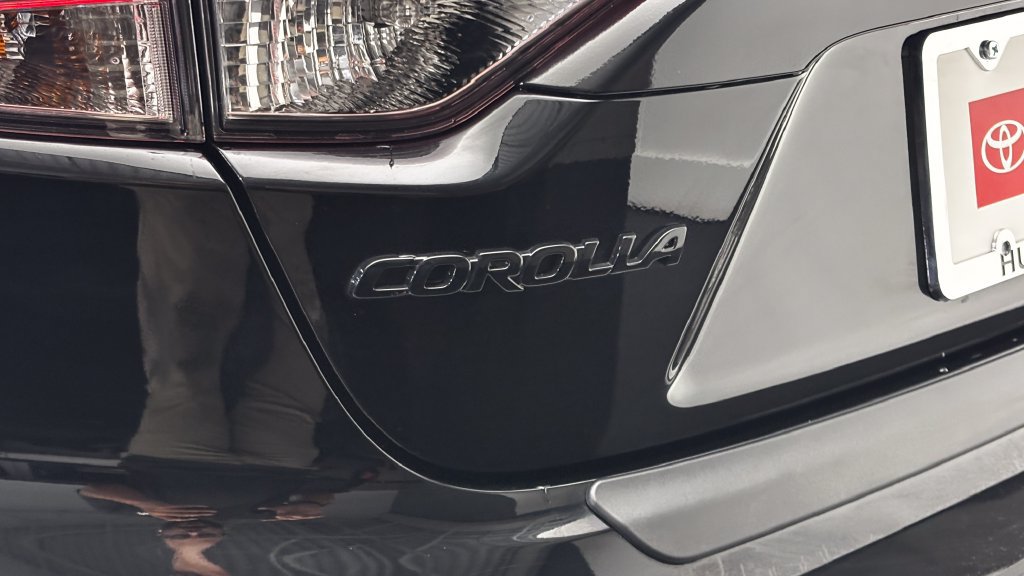 Certified 2026 Toyota Corolla LE FWD image 7