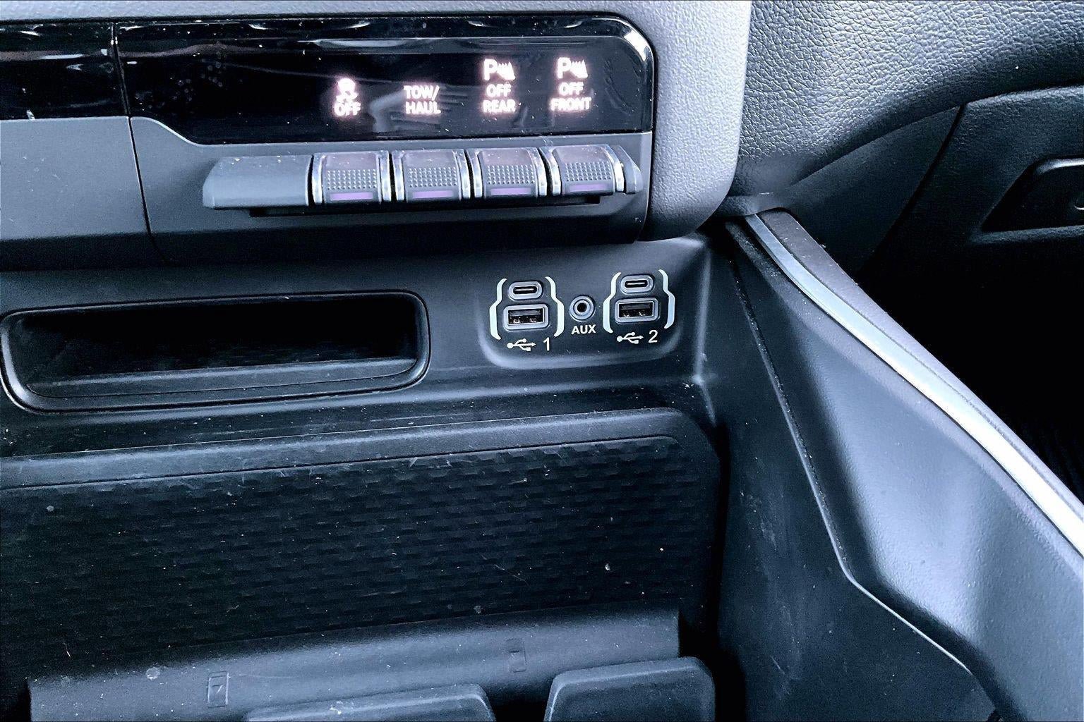 Used 2022 RAM 1500 Big Horn AWD/4WD image 16
