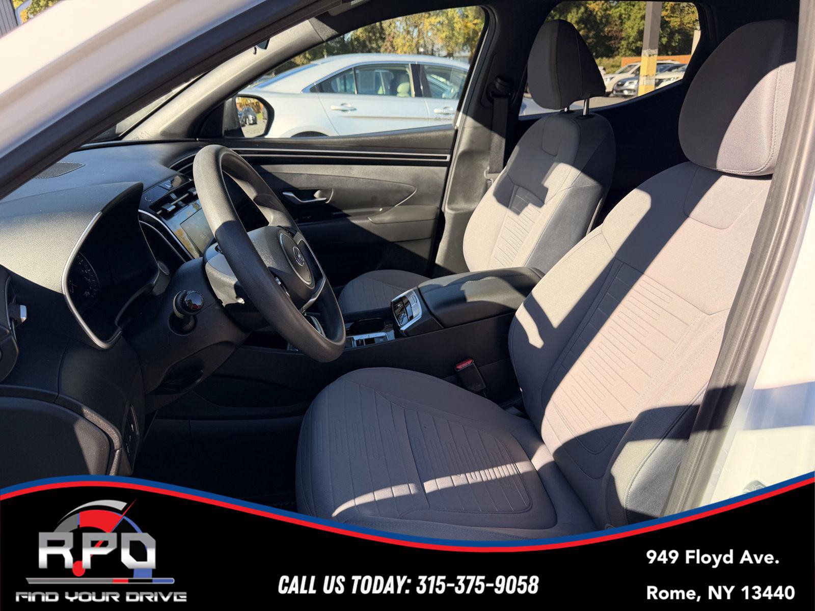 Used 2024 Hyundai Santa Cruz SEL AWD/4WD image 10