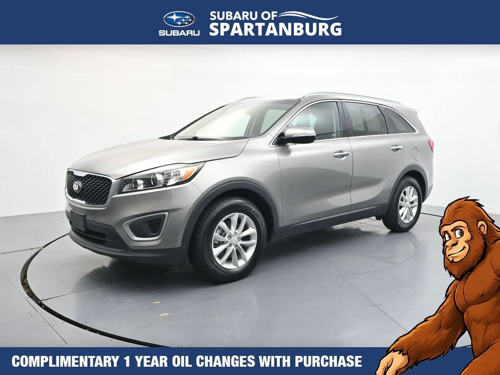 Used 2017 Kia Sorento FWD video 3