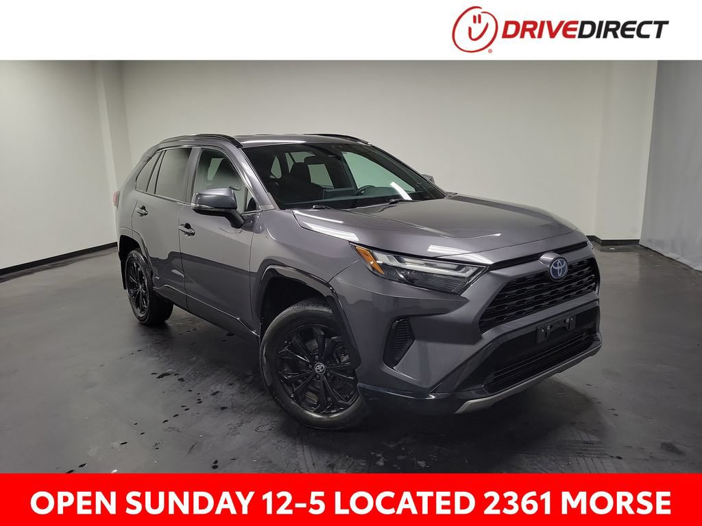 Used 2023 Toyota RAV4 SE AWD/4WD image 1