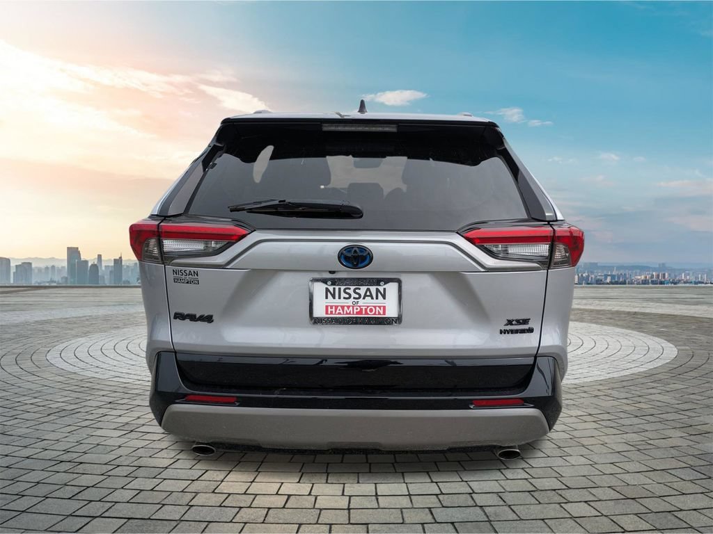 Used 2022 Toyota RAV4 XSE w/ XSE Grade Weather Package AWD/4WD image 6