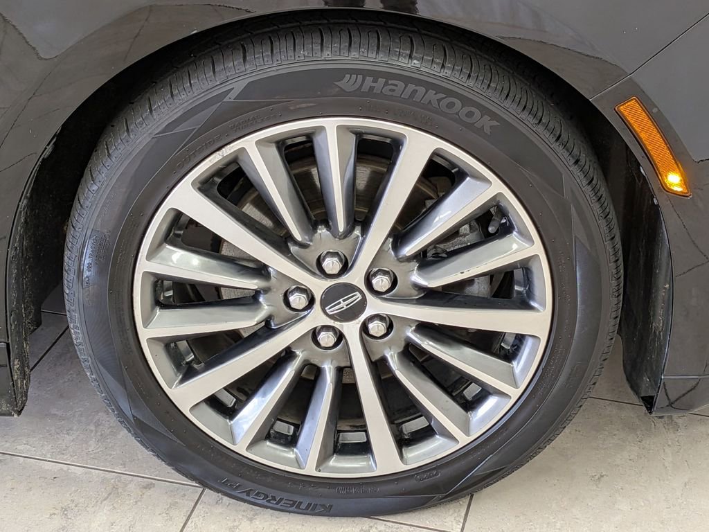 Used 2018 Lincoln MKZ Select w/ Select Plus Package AWD/4WD image 12
