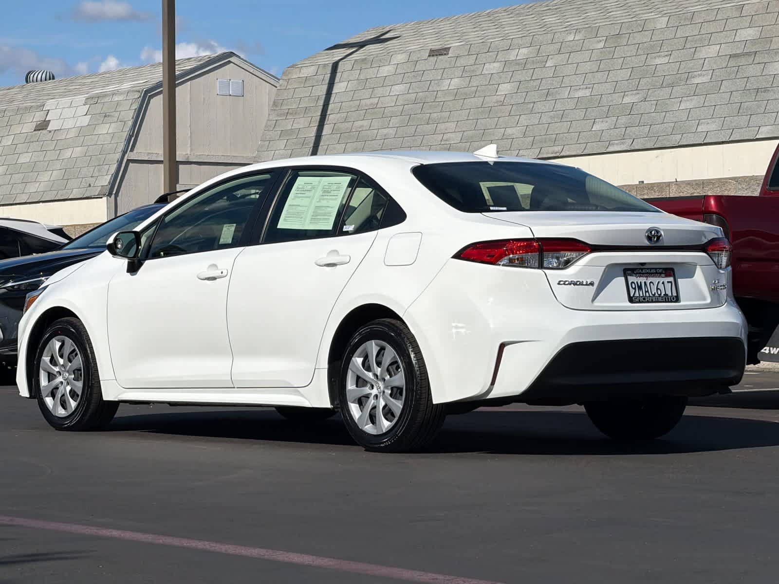 Used 2024 Toyota Corolla LE FWD image 7