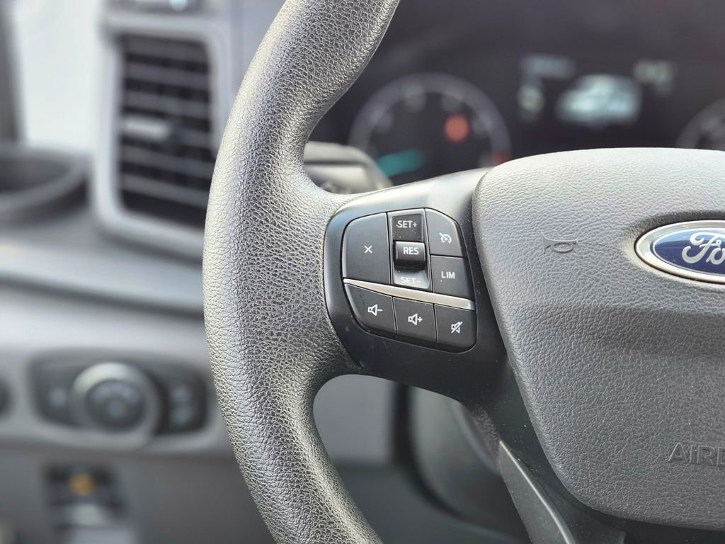 Used 2023 Ford Transit 350 XL image 18