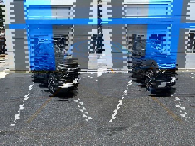 New 2025 Chevrolet TrailBlazer LT w/ Convenience Package image 3