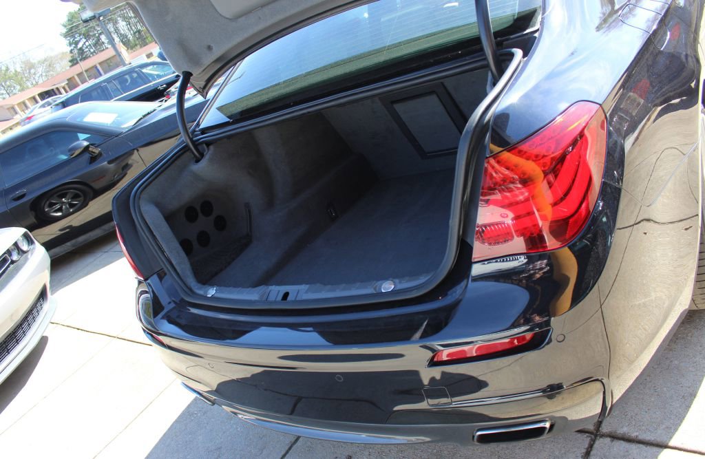 Used 2014 BMW 750Li xDrive AWD/4WD image 10