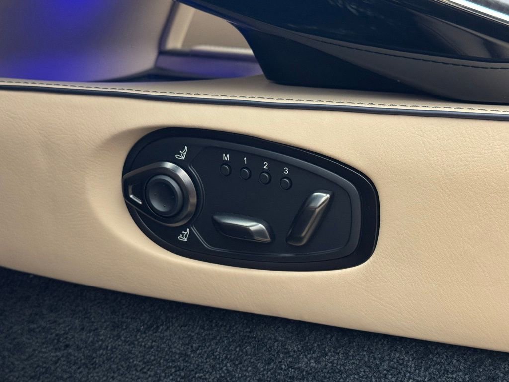 New 2026 Aston Martin V8 Vantage Roadster image 10