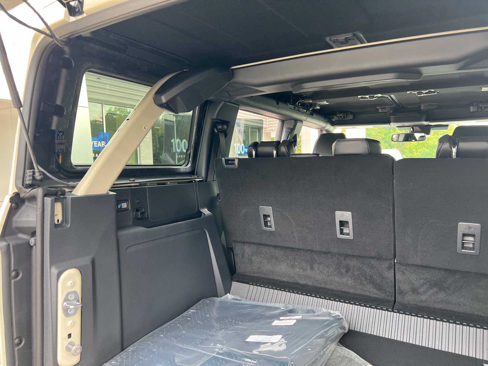 New 2026 Ford Bronco Outer Banks AWD/4WD image 12