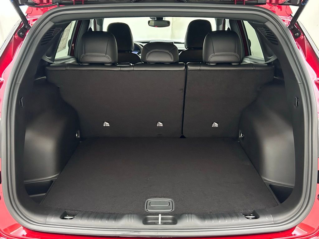 New 2026 Jeep Compass Latitude image 9