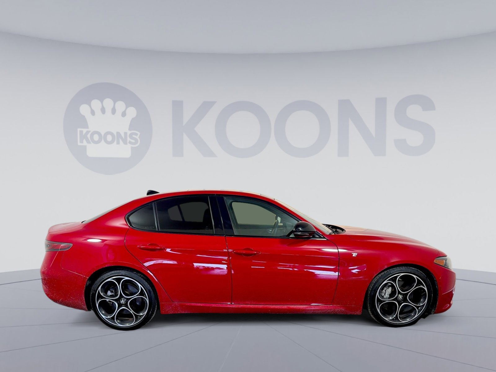 Used 2024 Alfa Romeo Giulia Ti image 8