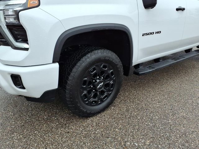 Used 2024 Chevrolet Silverado 2500 LT w/ Z71 Sport Edition image 4