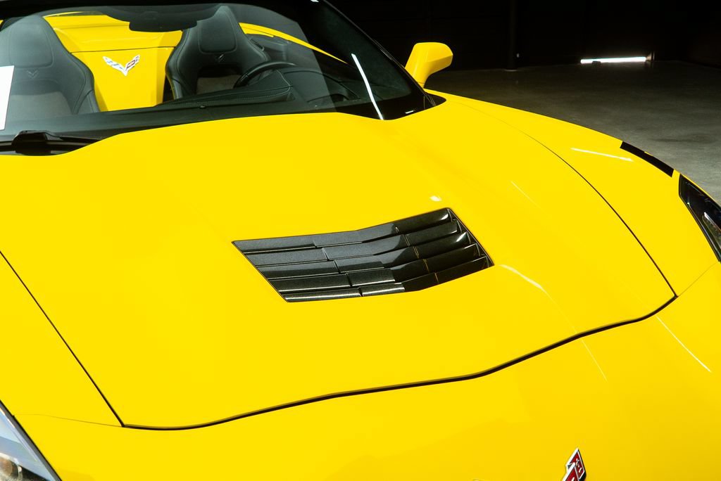Used 2015 Chevrolet Corvette Stingray Convertible w/ 3LT Preferred Equipment Group RWD image 8
