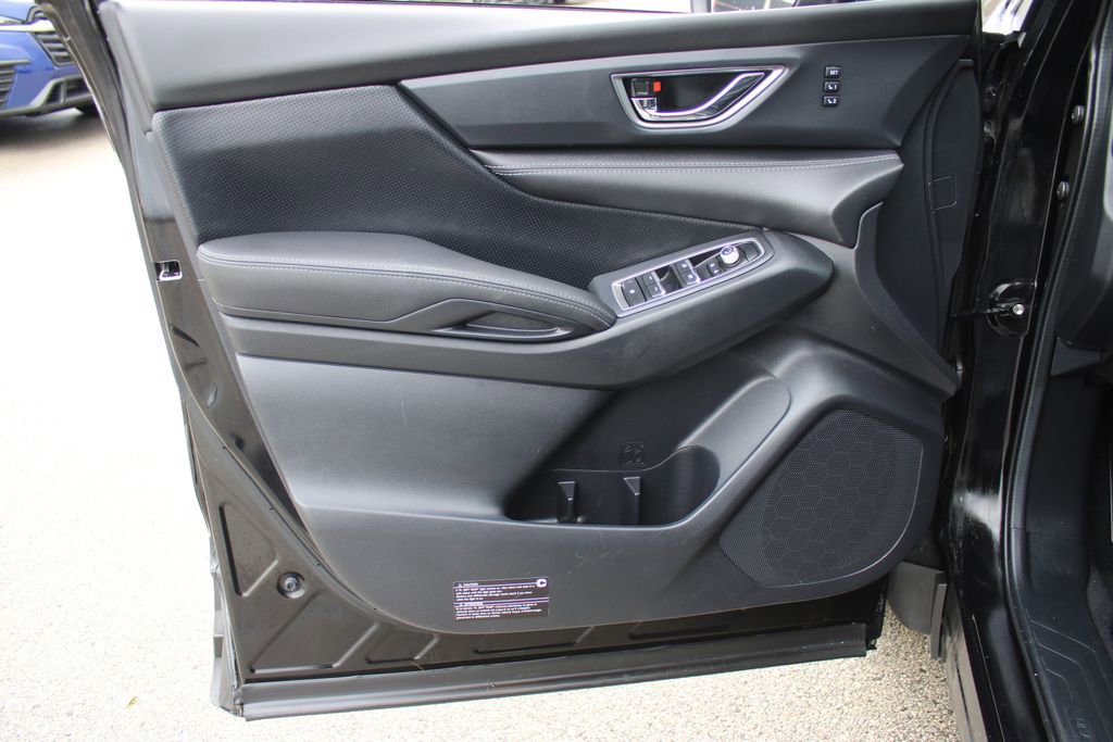 Certified 2023 Subaru Ascent Limited image 5