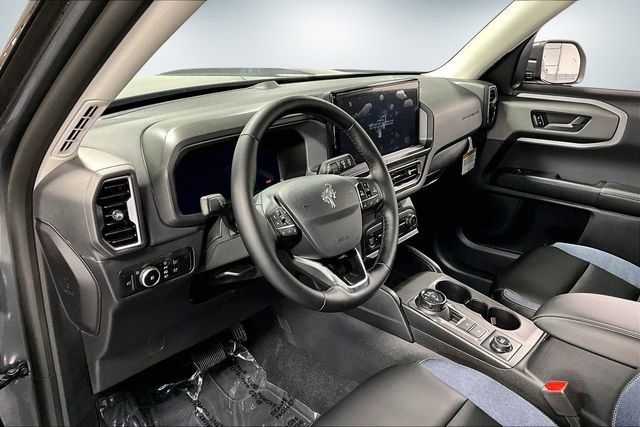 New 2025 Ford Bronco Sport Outer Banks image 7