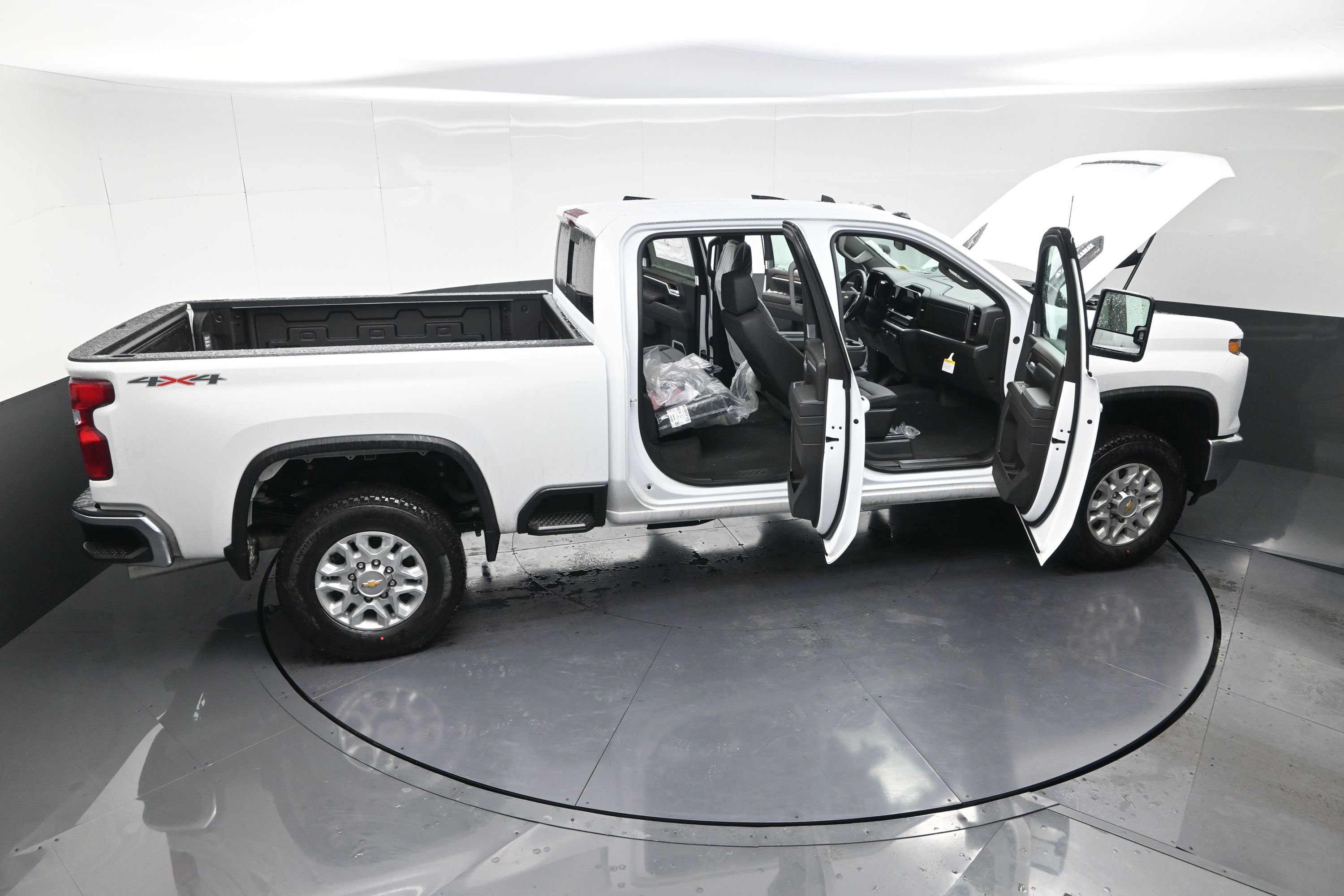 New 2026 Chevrolet Silverado 3500 LT w/ Safety Package AWD/4WD image 14