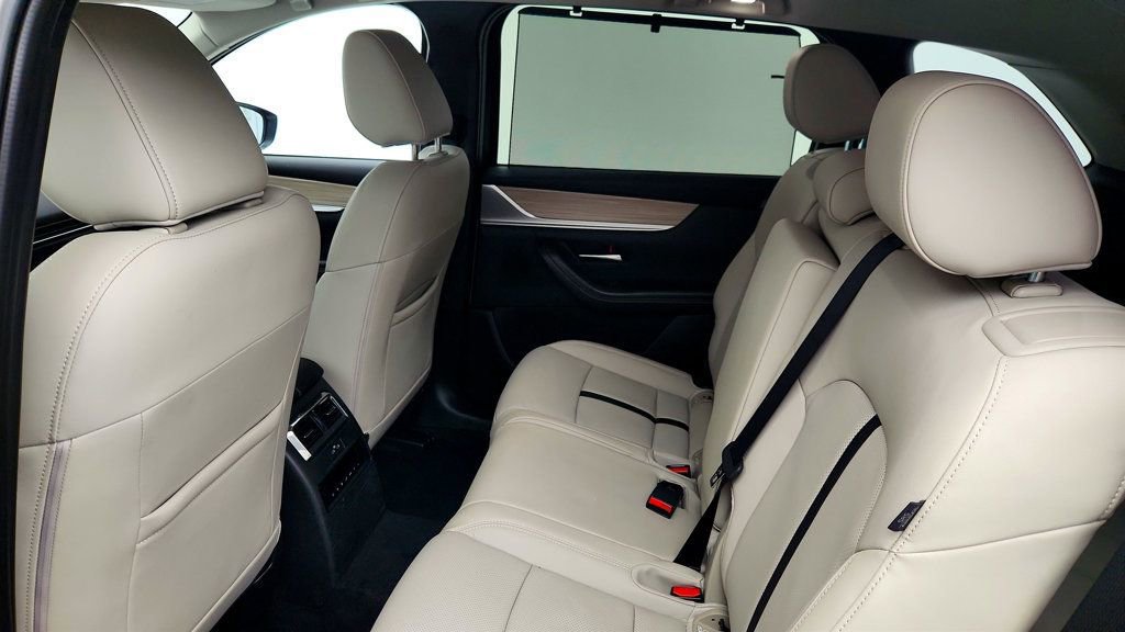 Used 2025 MAZDA CX-90 Plug-In Hybrid w/Premium Sport image 21