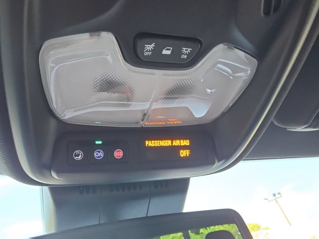Certified 2025 Chevrolet Colorado Z71 AWD/4WD image 21