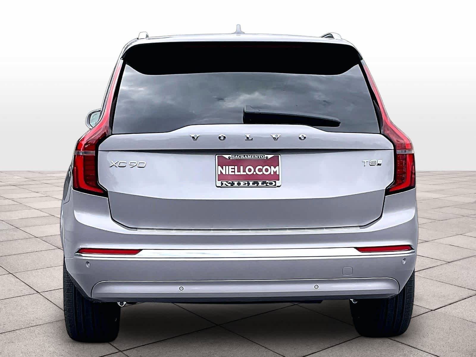 New 2026 Volvo XC90 T8 Plus w/ Protection Package AWD/4WD image 6