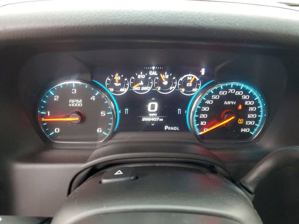 Used 2017 GMC Yukon SLT w/ Premium Edition image 12