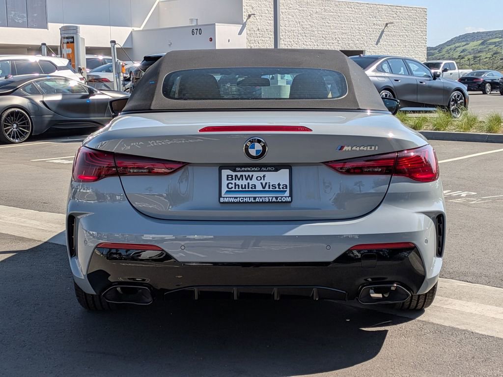 New 2026 BMW M440i Convertible image 7
