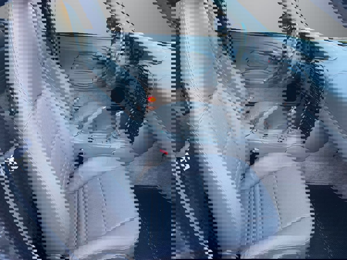 Used 2001 Porsche 911 GT3 RS image 17