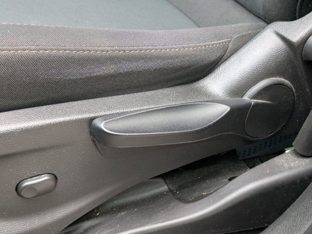 Used 2020 Chevrolet Trax LS FWD image 17